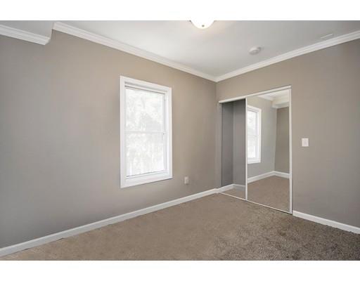 41 Florida Street Springfield, MA 01109 - Photo 12 of 23 a room that has a window in it