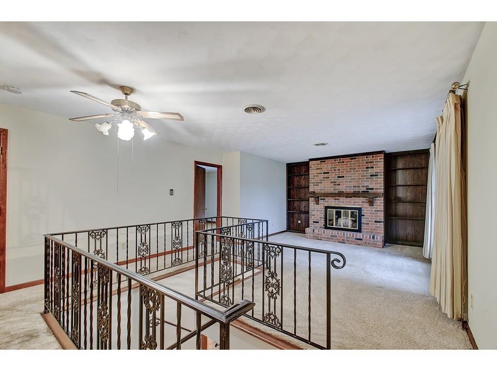 8318 Mann Road Indianapolis, IN 46221 - Photo 4 of 28