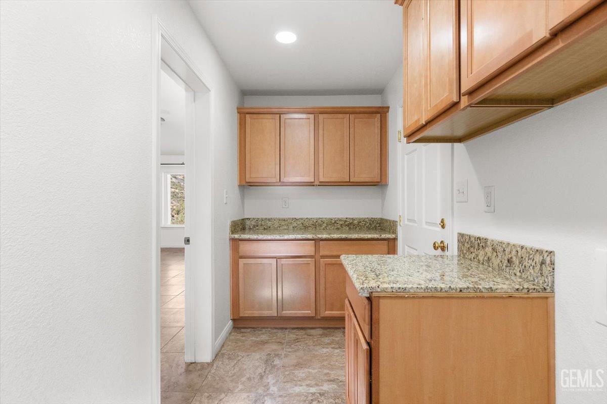Undisclosed Address Tehachapi, CA 93561 - Photo 14 of 40