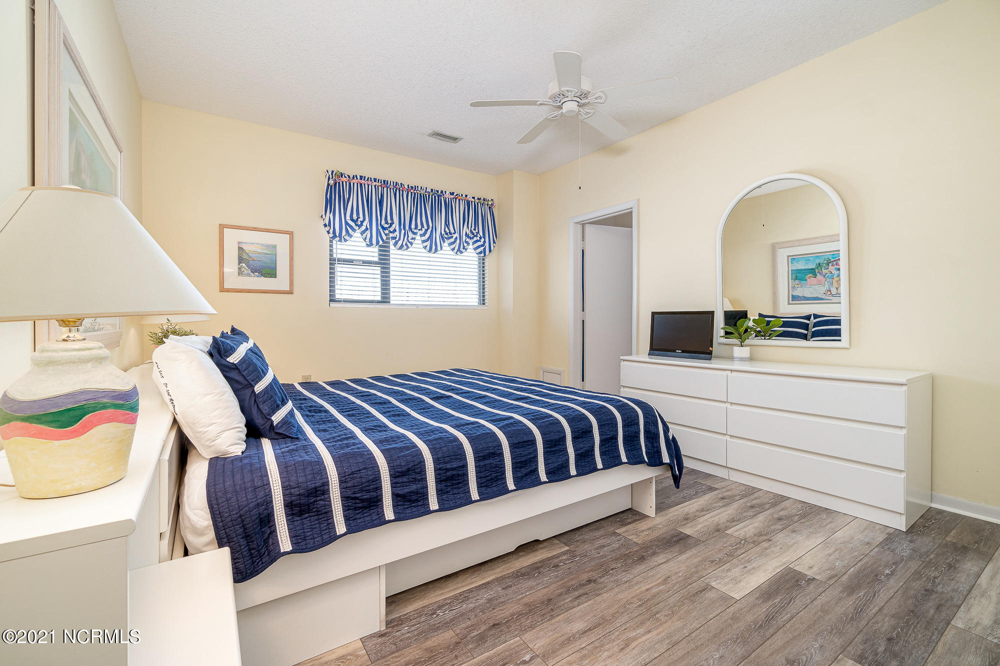 1505 Salter Path Road, Unit 605 Indian Beach, NC 28512 - Photo 33 of 65 Guest bedroom 1