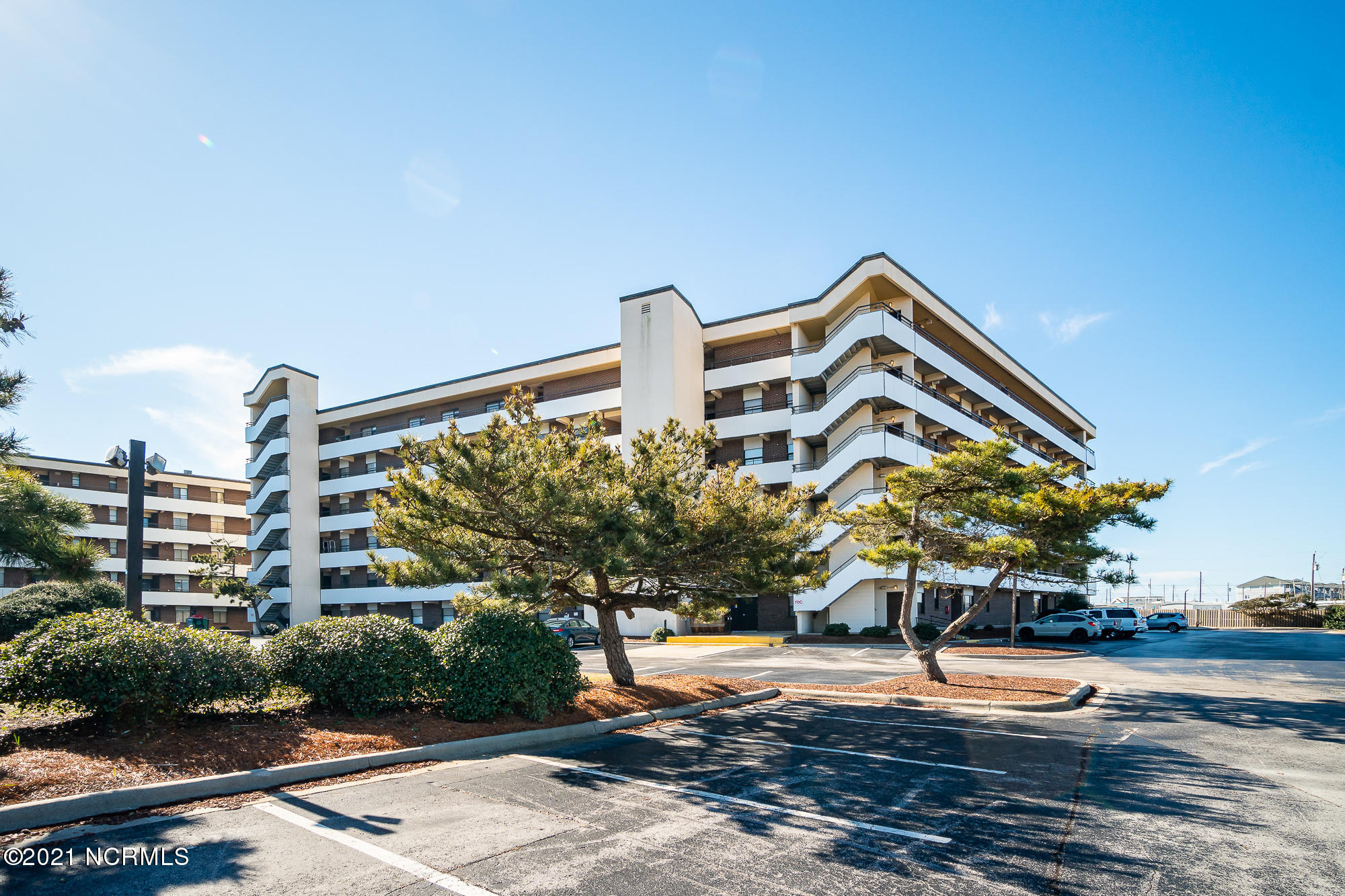 1505 Salter Path Road, Unit 605 Indian Beach, NC 28512 - Photo 46 of 65 Summerwinds building B