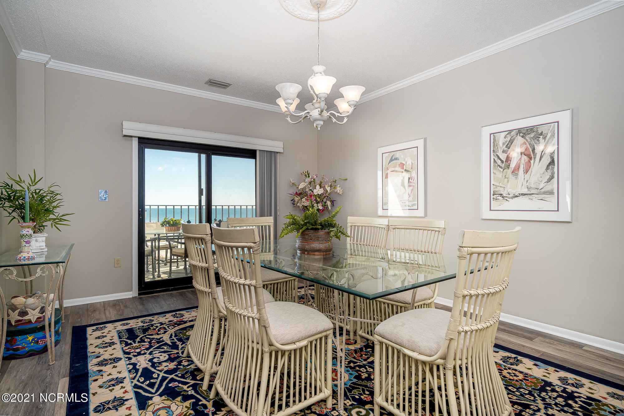 1505 Salter Path Road, Unit 605 Indian Beach, NC 28512 - Photo 5 of 65 Dining space