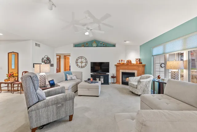 $384,900 | 100 Schubert Lane, Fond du Lac, WI 54935