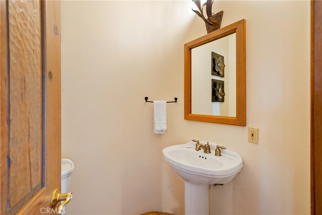 7568 Creston Road Paso Robles, CA 93446 - Photo 17 of 57