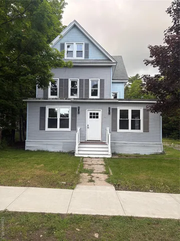 $2,150 | 108 Pine Street, Unit #1, Wurtsboro, NY 12790