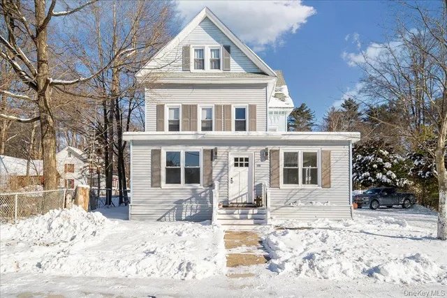 $2,150 | 108 Pine Street, Unit #1, Wurtsboro, NY 12790