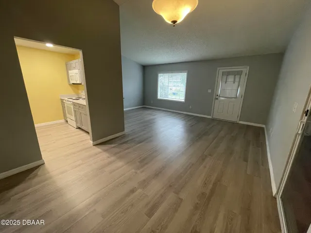 $1,795 | 15 Birdie Drive, New Smyrna Beach, FL 32168