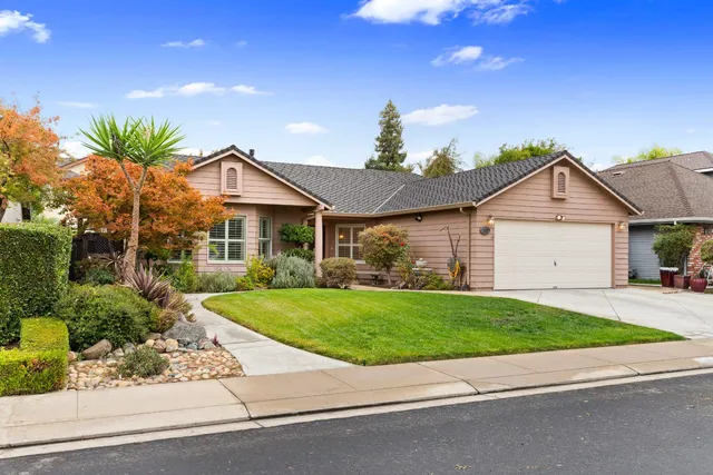 $549,000 | 2025 Dorset Lane, Modesto, CA 95355