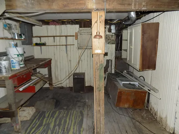 $107,000 | 101 1st Street Southeast, Baudette, MN 56623