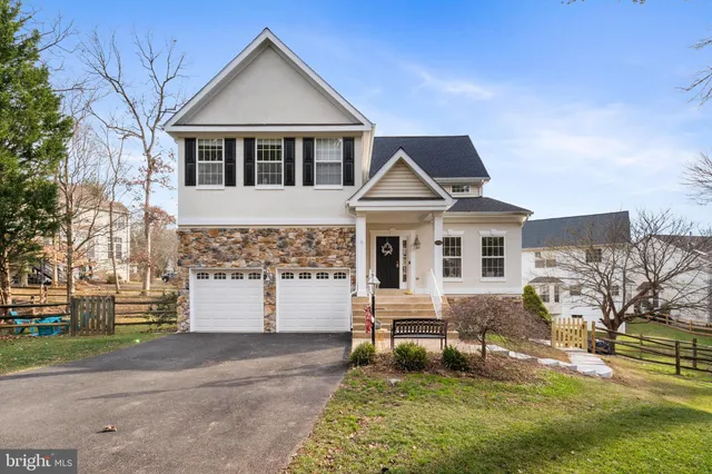 $2,000 | 47516 Anchorage Circle, Sterling, VA 20165