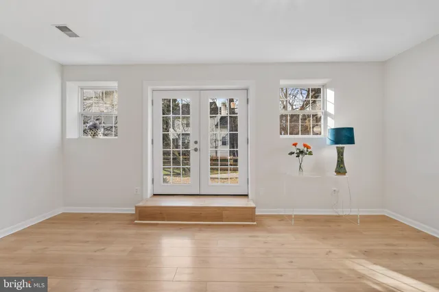 $2,000 | 47516 Anchorage Circle, Sterling, VA 20165