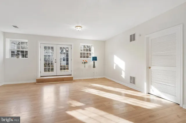 $2,000 | 47516 Anchorage Circle, Sterling, VA 20165