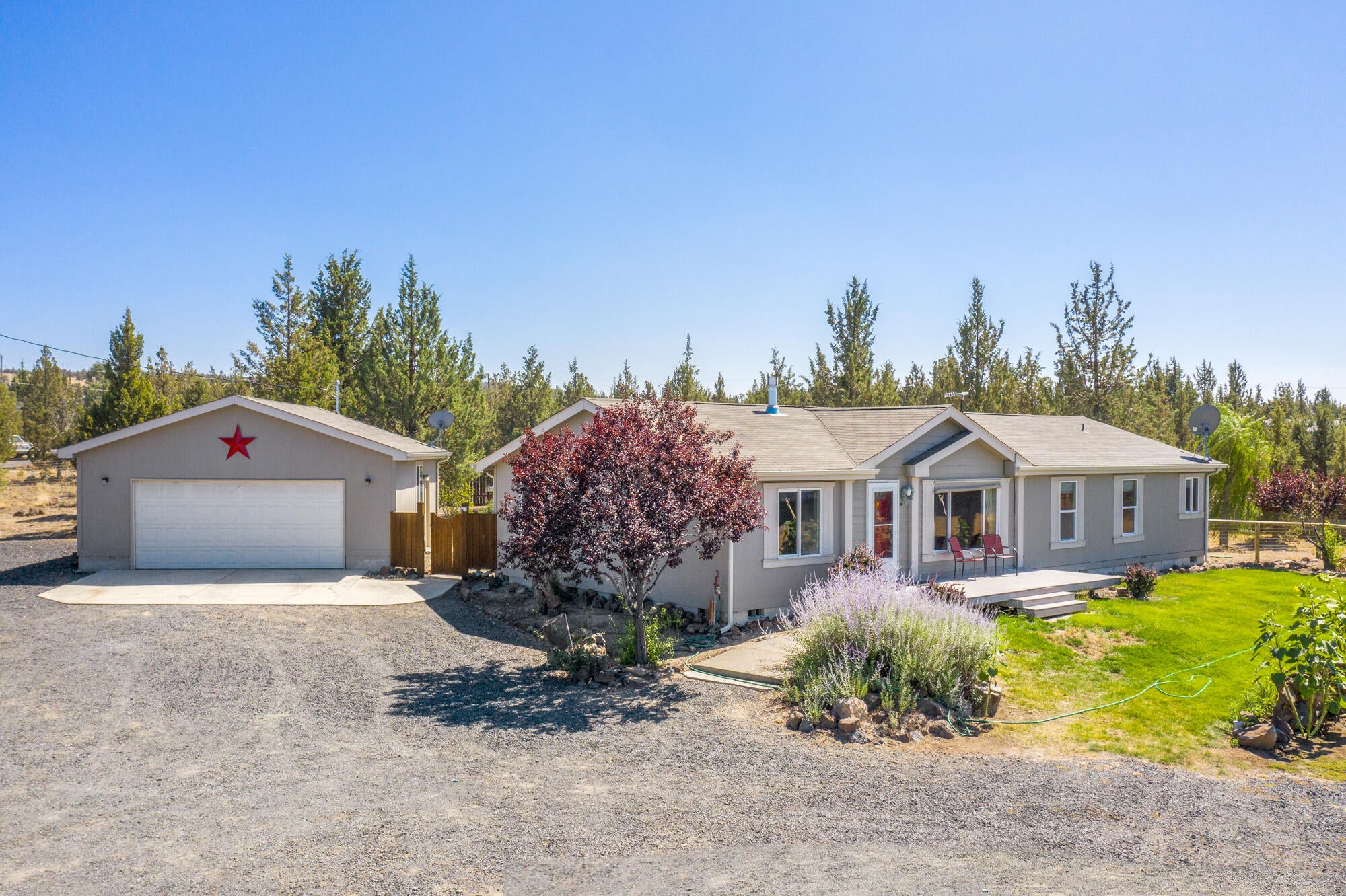 4672 Southeast Adobe Road Prineville, OR 97754 - Photo 28 of 32 #25 Front