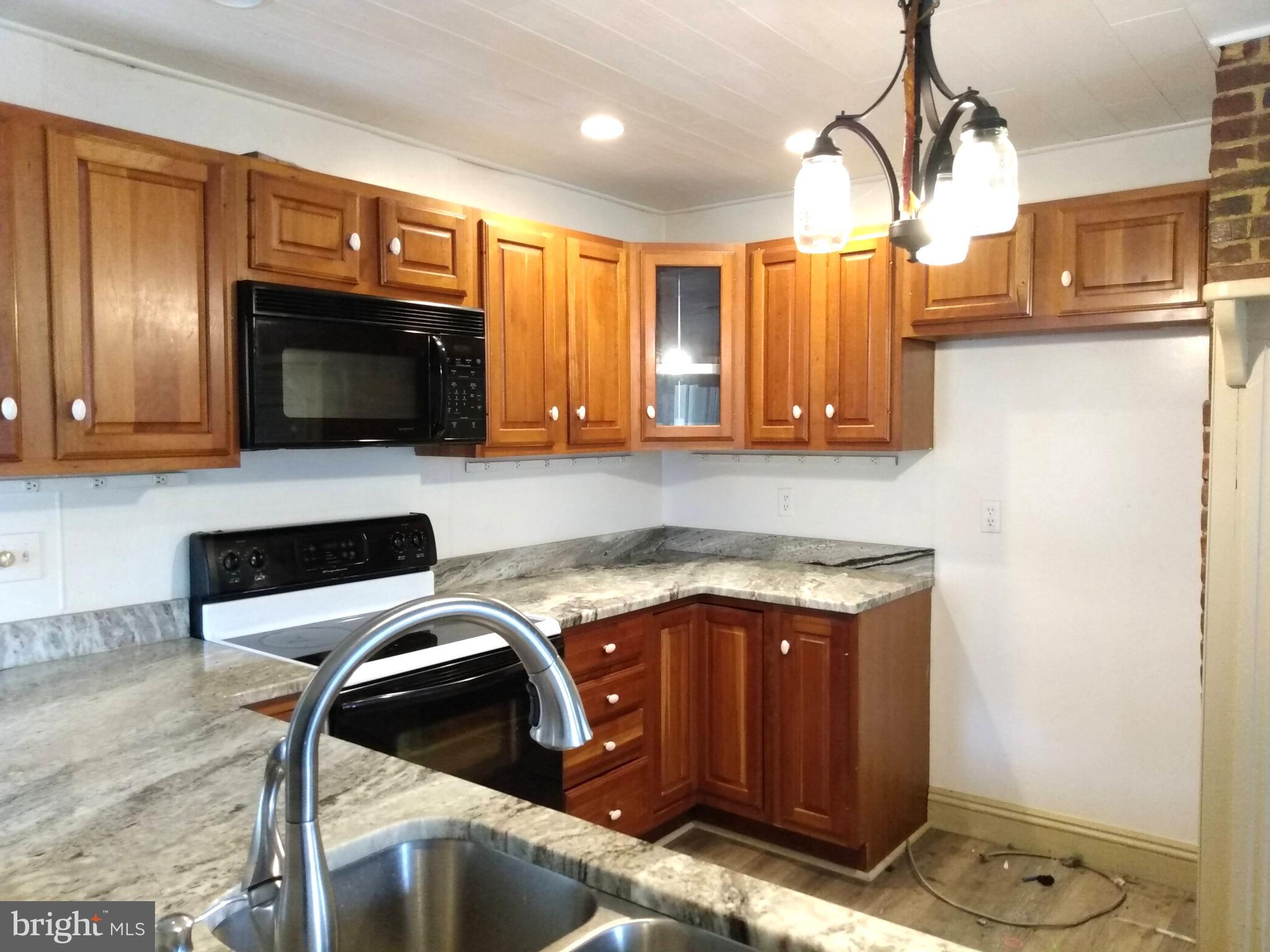 2897 Guilford Springs Road Chambersburg, PA 17202 - Photo 11 of 35 Kitchen