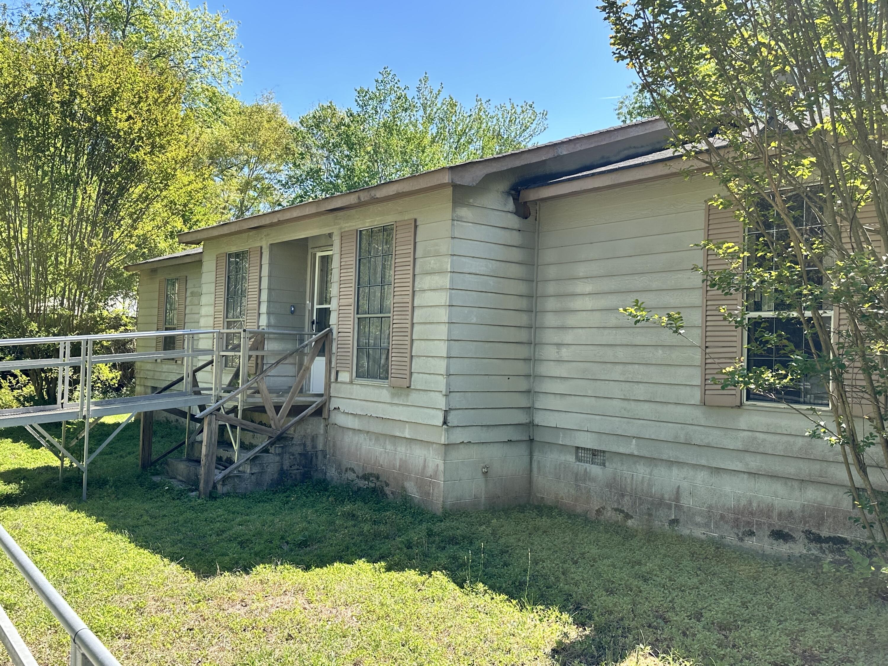 330 Pipeline Road Aiken, SC 29801 - Photo 2 of 17 IMG_2995