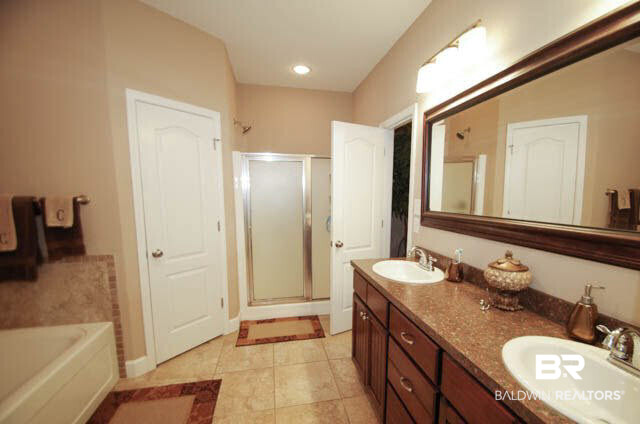 10092 Bridgewater Drive Theodore, AL 36582 - Photo 10 of 20