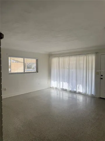 $2,100 | 206 Robin Road, Altamonte Springs, FL 32701