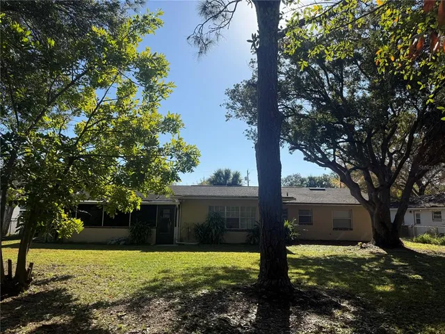 $2,100 | 206 Robin Road, Altamonte Springs, FL 32701