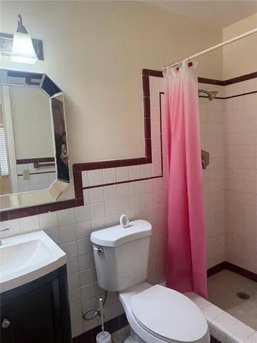 $2,100 | 206 Robin Road, Altamonte Springs, FL 32701