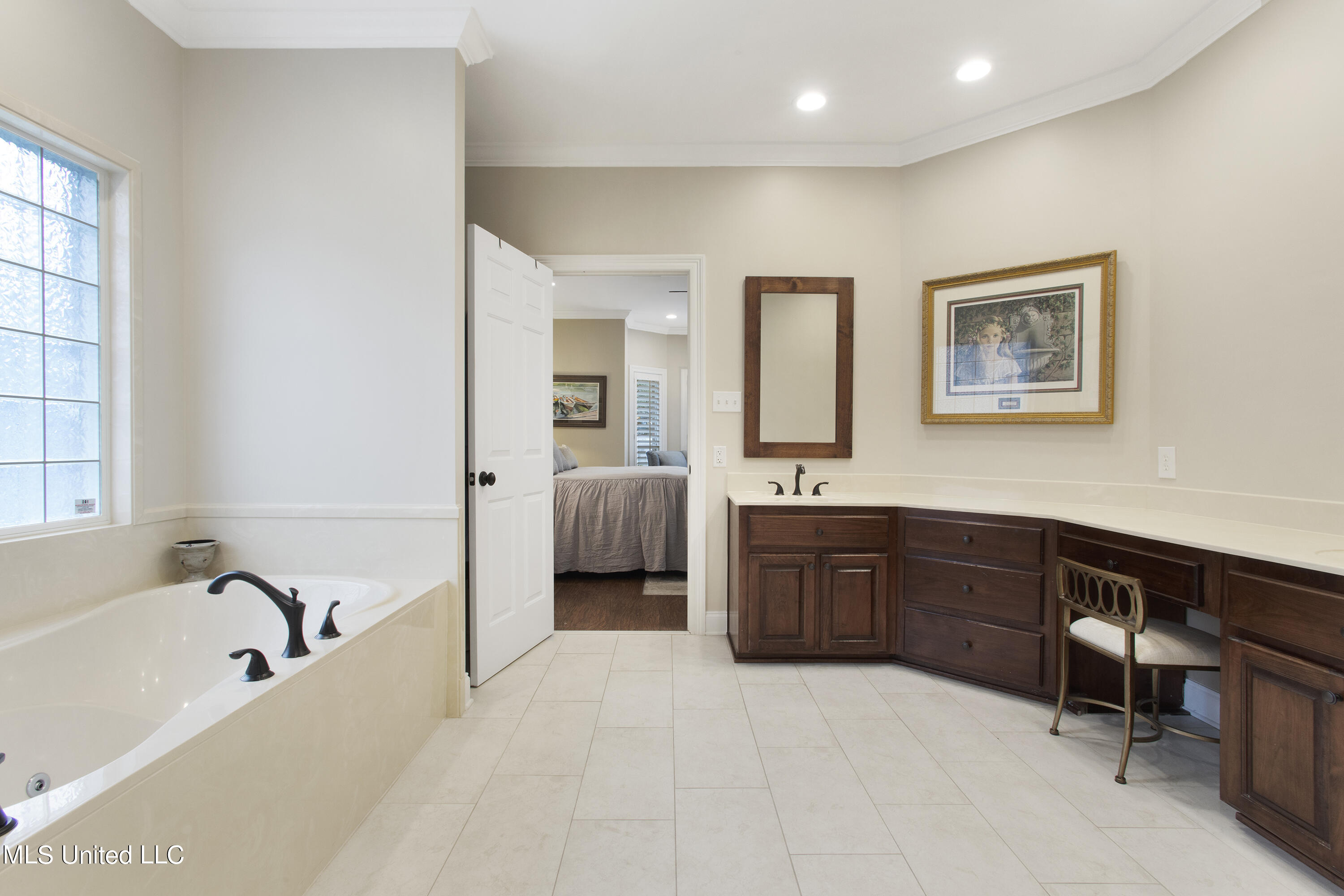 3606 Perryman Road Ocean Springs, MS 39564 - Photo 25 of 45 025