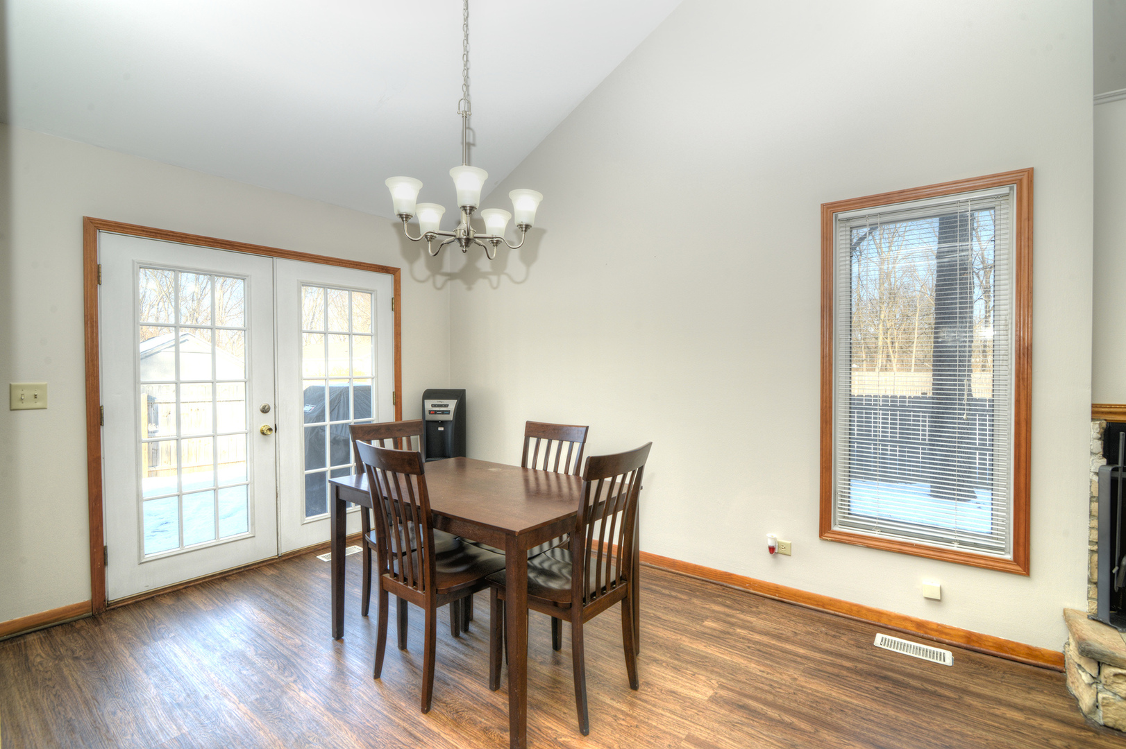 107 South River Road McHenry, IL 60051 - Photo 11 of 31