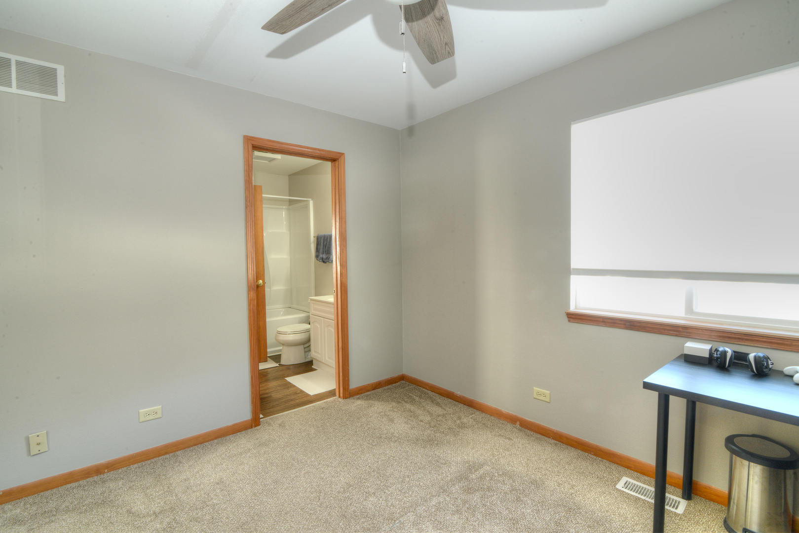 107 South River Road McHenry, IL 60051 - Photo 23 of 31