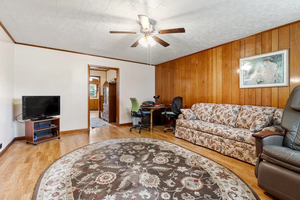 105 Possum Hollow Road Narrows, VA 24124 - Photo 11 of 60 Gallery Image 11