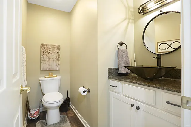 $449,900 | 6055 Hillbrook Court, Newburgh, IN 47630