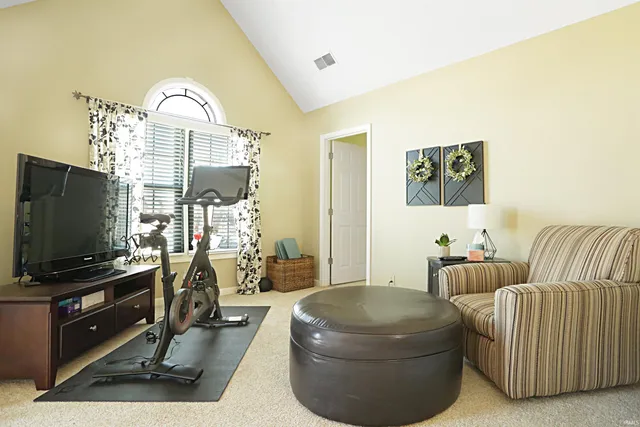 $449,900 | 6055 Hillbrook Court, Newburgh, IN 47630