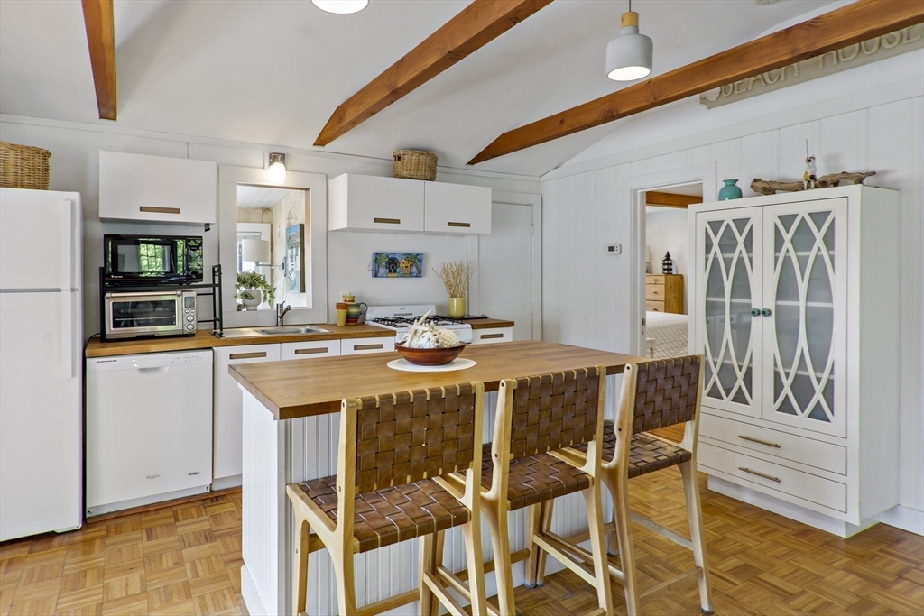 22-24 Follins Pond Road Dennis, MA 02660 - Photo 8 of 35