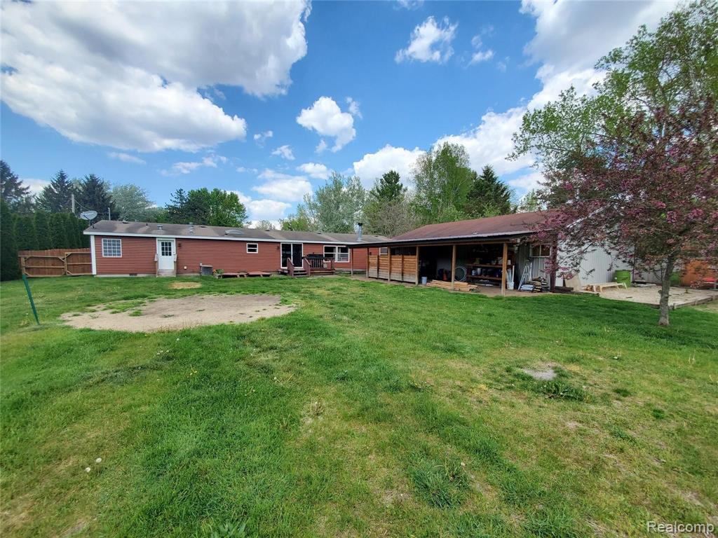 3880 Curtis Road Birch Run, MI 48415 - Photo 6 of 37