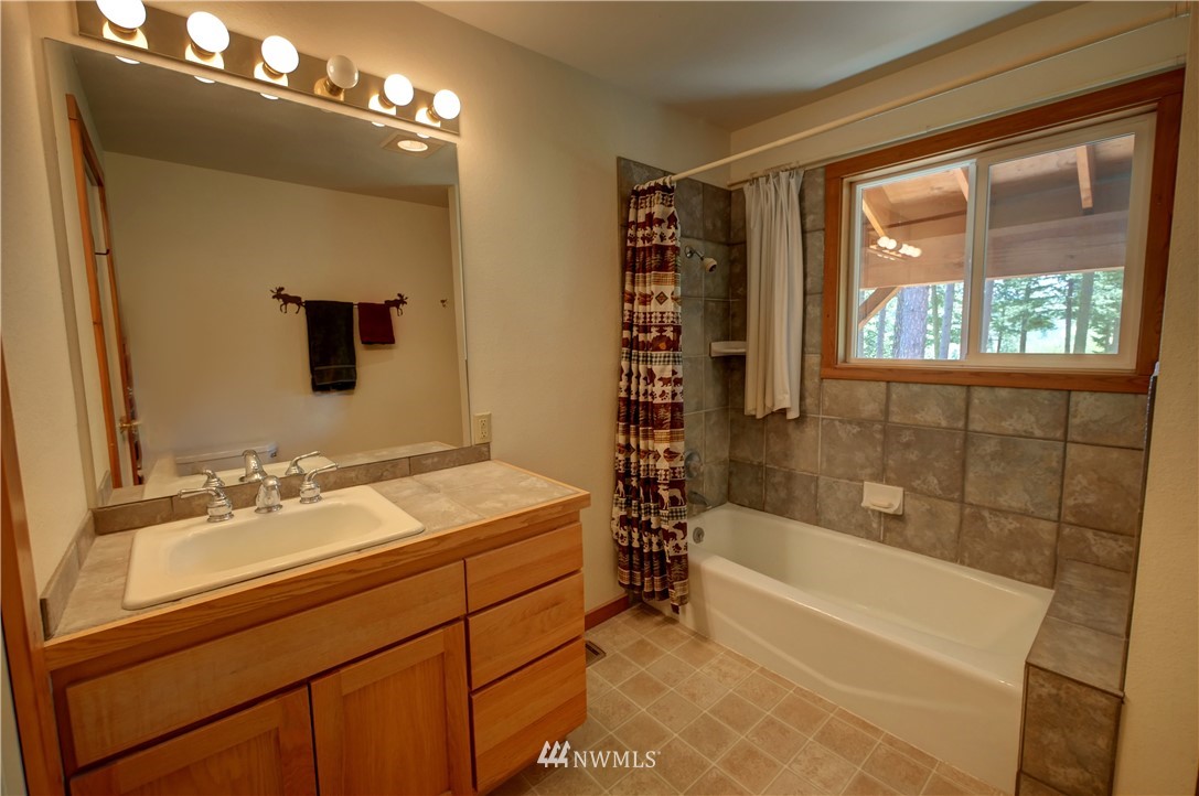 22 Fiddler's Road Winthrop, WA 98862 - Photo 14 of 35 Gallery Image 14