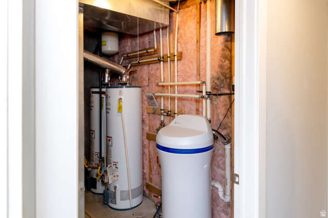 434 Cardon Ridge Drive Smithfield, UT 84335 - Photo 54 of 59 Utilities featuring gas water heater