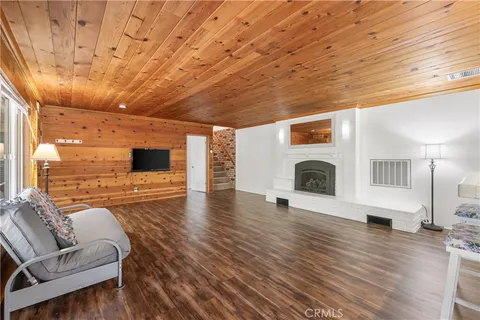 $425,000 | 54540 Tahquitz View Drive, Idyllwild, CA 92549