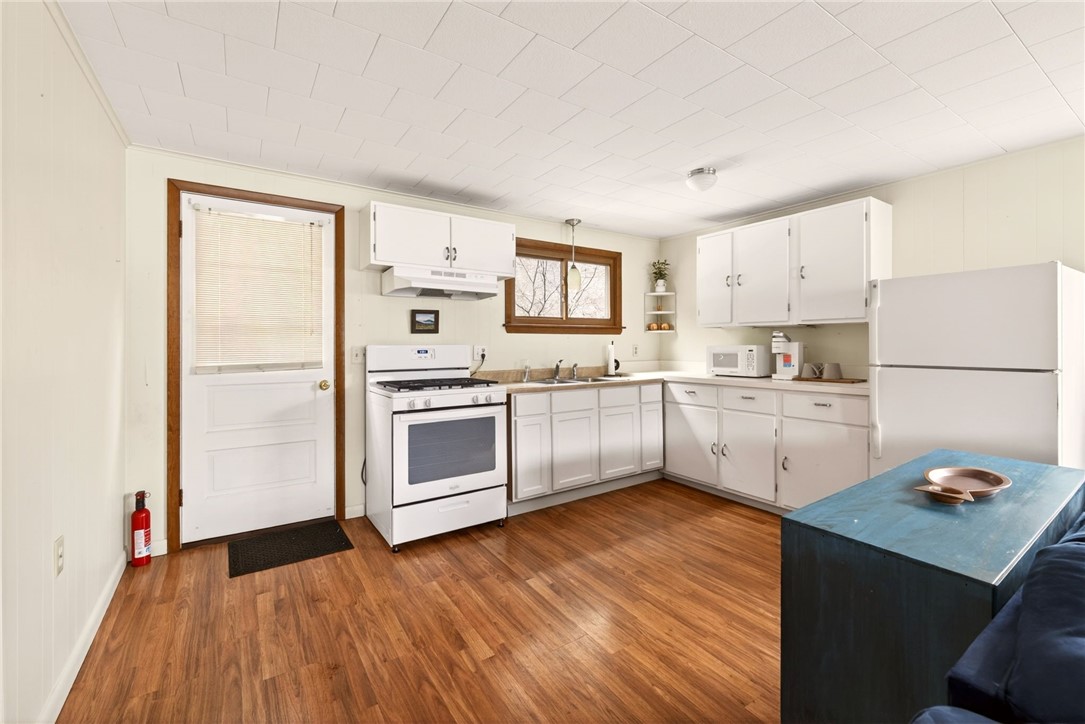 7081 State Rte 21 Naples, NY 14512 - Photo 7 of 28