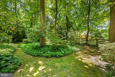 $1,100,000 | 4 Brickford Lane, Baltimore, MD 21208