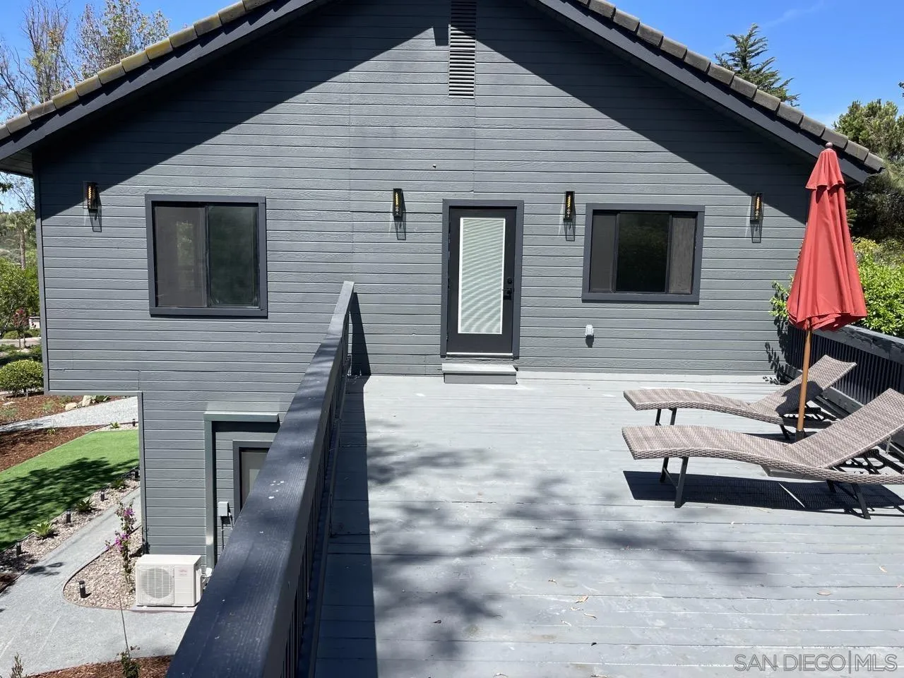 6611 Lago Corte Rancho Santa Fe, CA 92091 - Photo 26 of 38 a view of a house with a patio