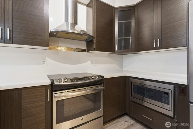 $475,000 | 1760 Northwest 56th Street, Unit 311, Seattle, WA 98107