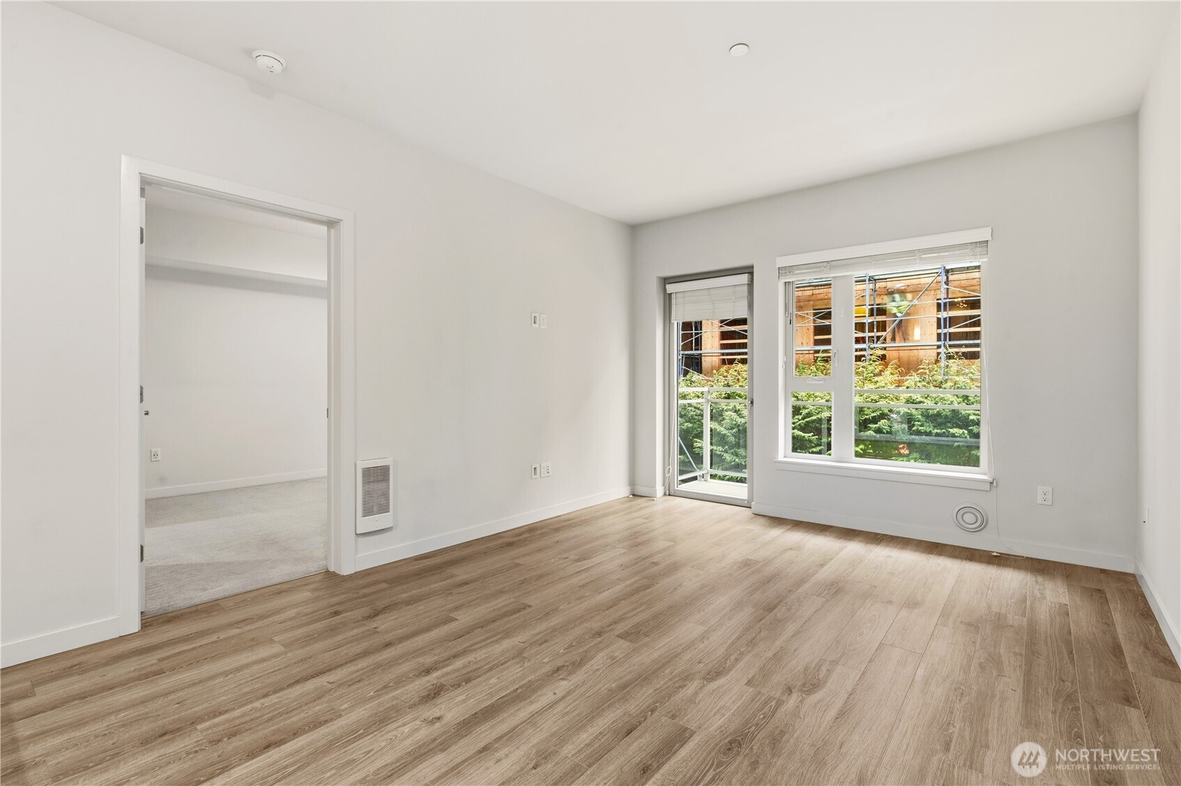 1760 Northwest 56th Street, Unit 311 Seattle, WA 98107 - Photo 14 of 32