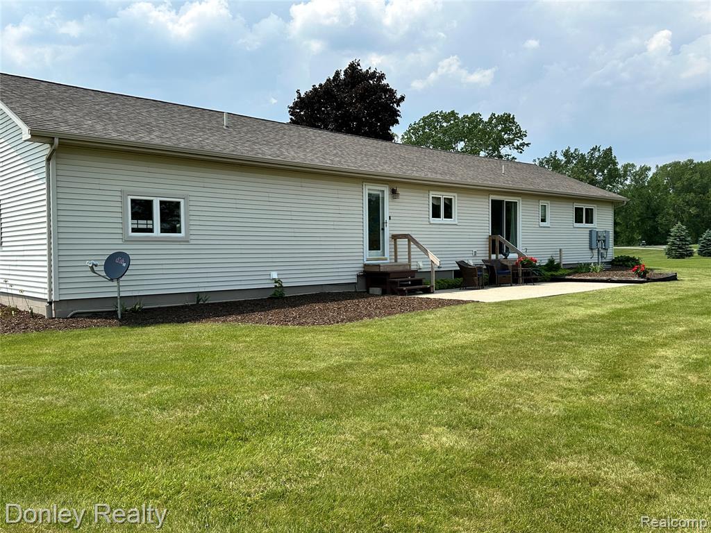 250 North Decker Road Snover, MI 48472 - Photo 4 of 39