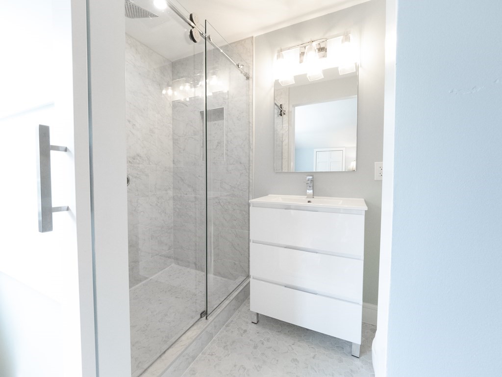 50 Wildwood Road Andover, MA 01810 - Photo 18 of 31 Gallery Image 18
