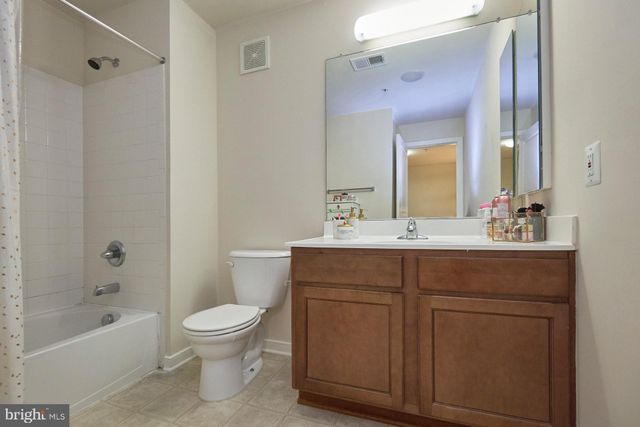 $408,890 | 3917 Old Dominion Boulevard, Unit 322, Alexandria, VA 22305