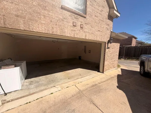 $525,000 | 2185 Clubview Drive, Rockwall, TX 75087