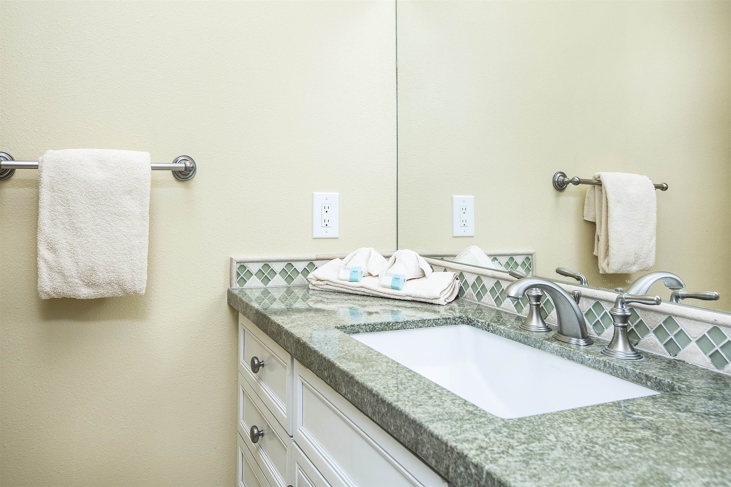 4909 Lower Honoapiilani Road, Unit A4 Lahaina, HI 96761 - Photo 16 of 31