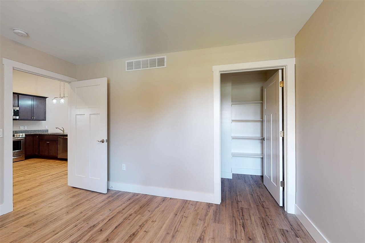 138 West Clark Street Davison, MI 48423 - Photo 9 of 40