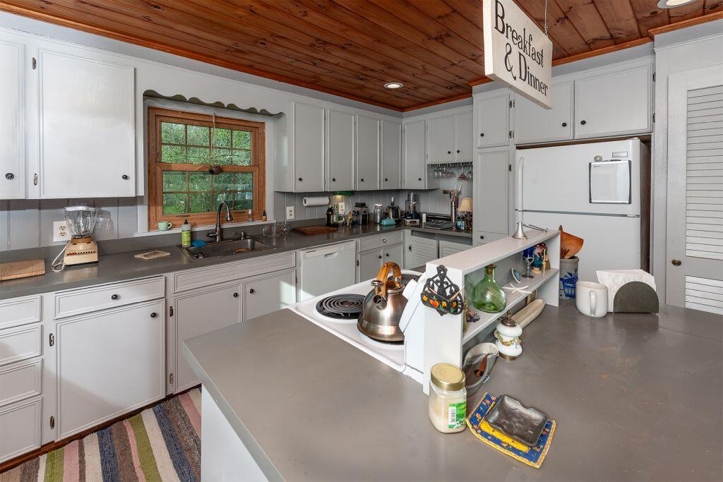17 Kings Road York, ME 03909 - Photo 9 of 18 image034