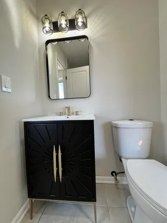 $175,000 | 314 Lathrop Avenue, Unit 402, Forest Park, IL 60130