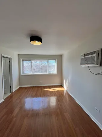 $175,000 | 314 Lathrop Avenue, Unit 402, Forest Park, IL 60130