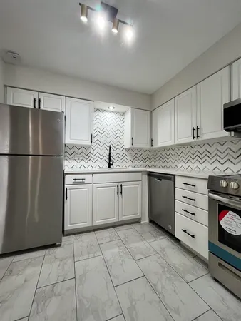 $175,000 | 314 Lathrop Avenue, Unit 402, Forest Park, IL 60130