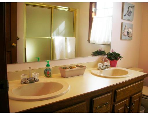 135 Willis Road Sudbury, MA 01776 - Photo 19 of 26 Gallery Image 19